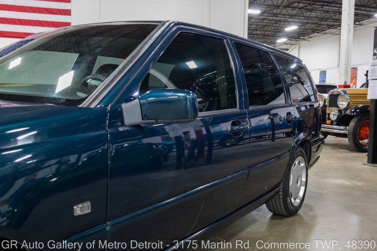 Used 1998 Volvo V70 FWD image 21