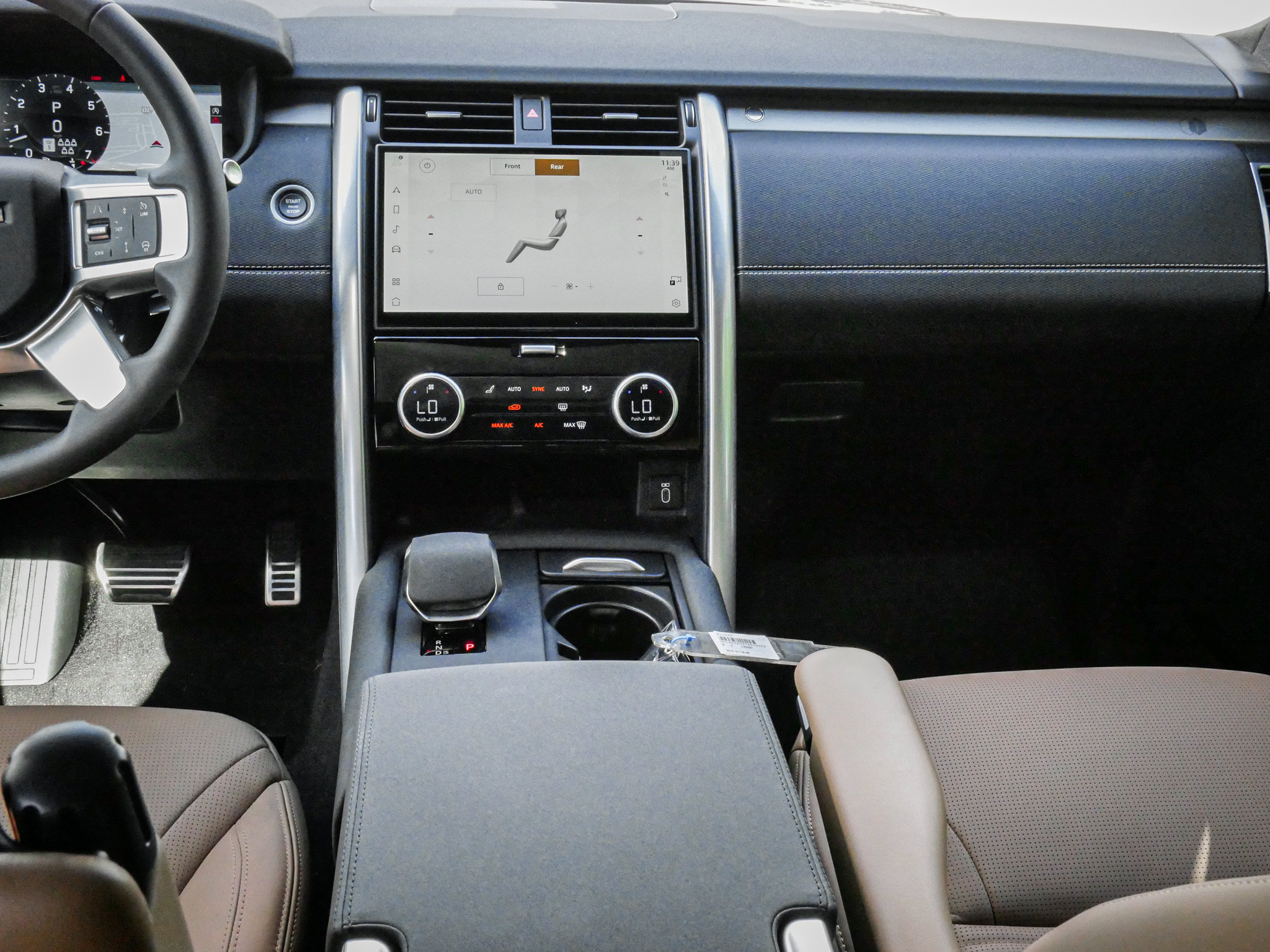 Used 2026 Land Rover Discovery Limited Edition AWD/4WD image 29