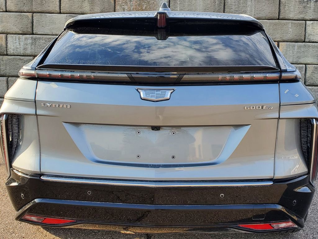 Used 2024 Cadillac Lyriq Luxury w/ LPO, Floor Liner Package image 13