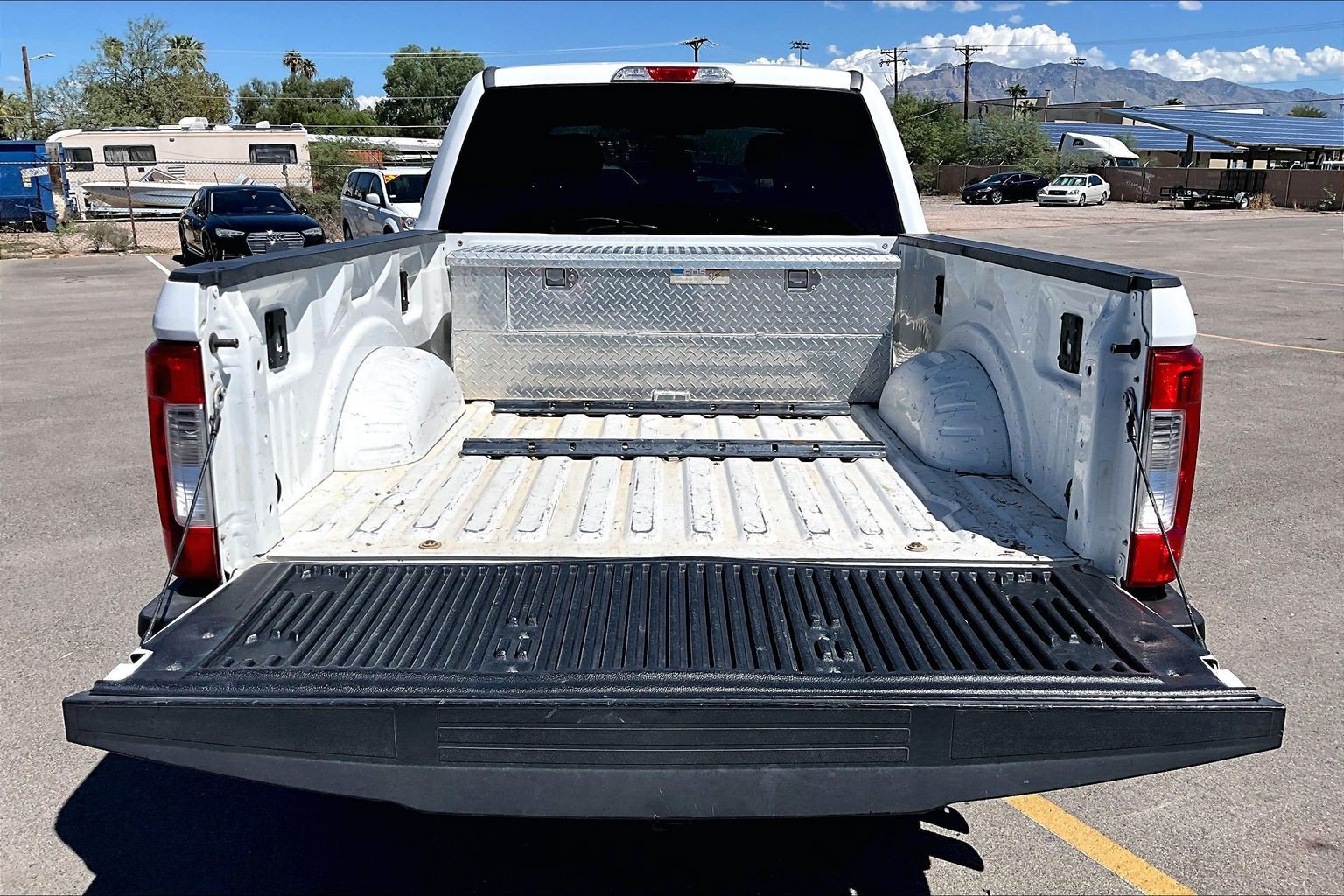 Used 2017 Ford F250 XLT AWD/4WD image 26