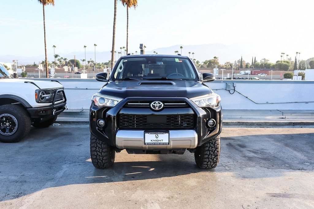 Used 2021 Toyota 4Runner TRD Off-Road Premium w/ Moonroof Package AWD/4WD image 3