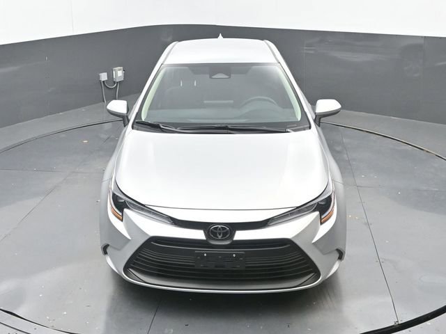 Used 2026 Toyota Corolla LE image 27