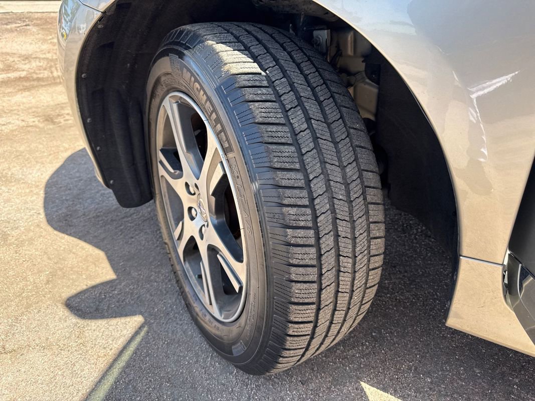 Used 2015 Volvo XC60 T6 w/ Proximity Package image 44