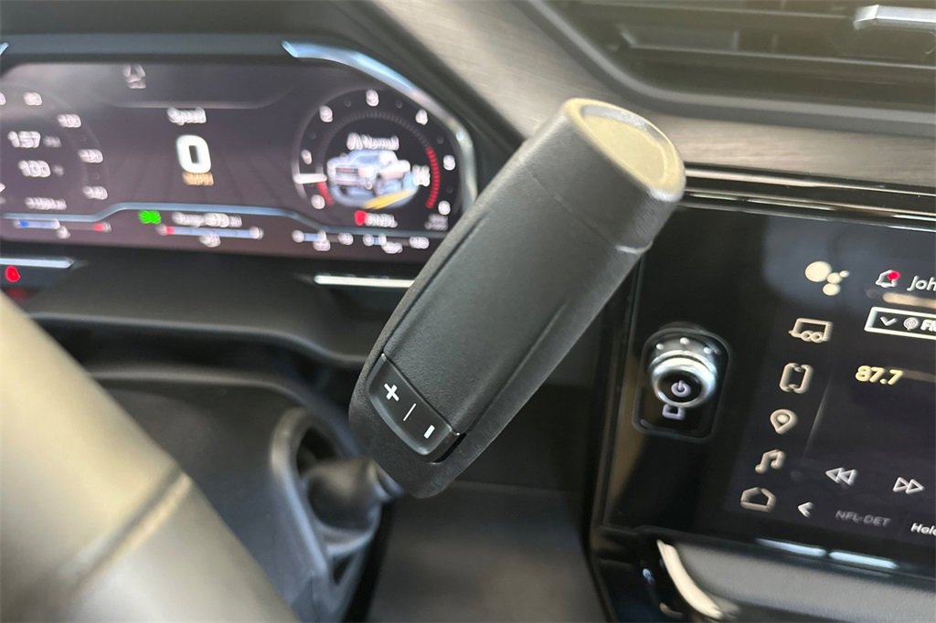 Used 2025 GMC Sierra 3500 AT4 w/ AT4 Premium Plus Package image 22