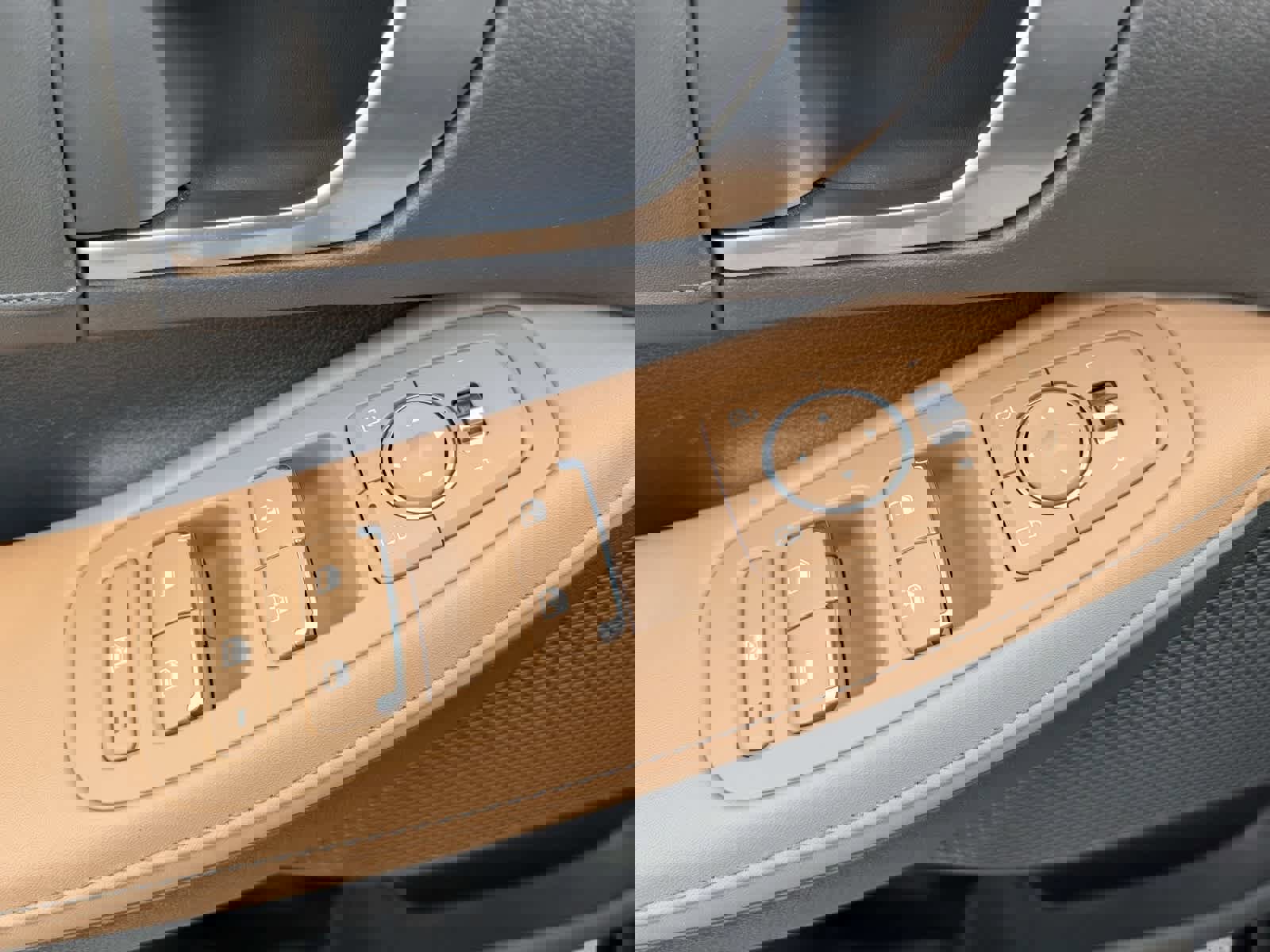 Used 2021 Hyundai Sonata Limited w/ Preferred Accessory Package image 17