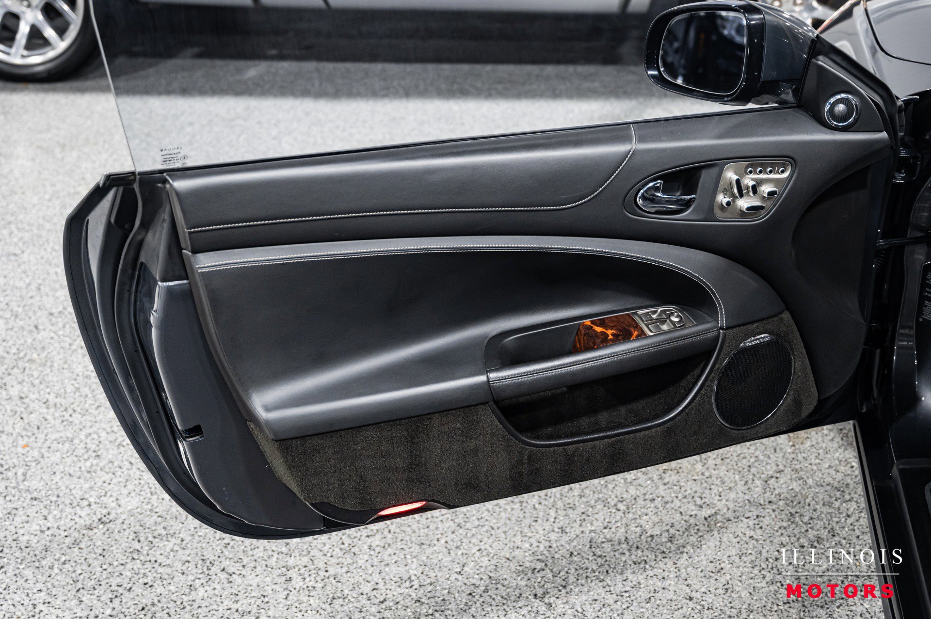 Used 2011 Jaguar XK Coupe image 13