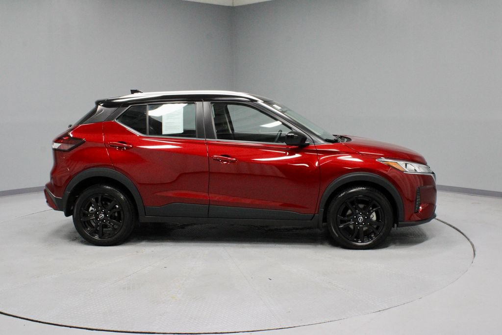 Certified 2024 Nissan Kicks SV FWD image 11