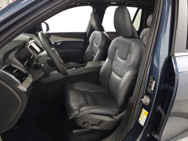 Certified 2024 Volvo XC90 T8 Ultimate w/ Protection Package Premier image 16