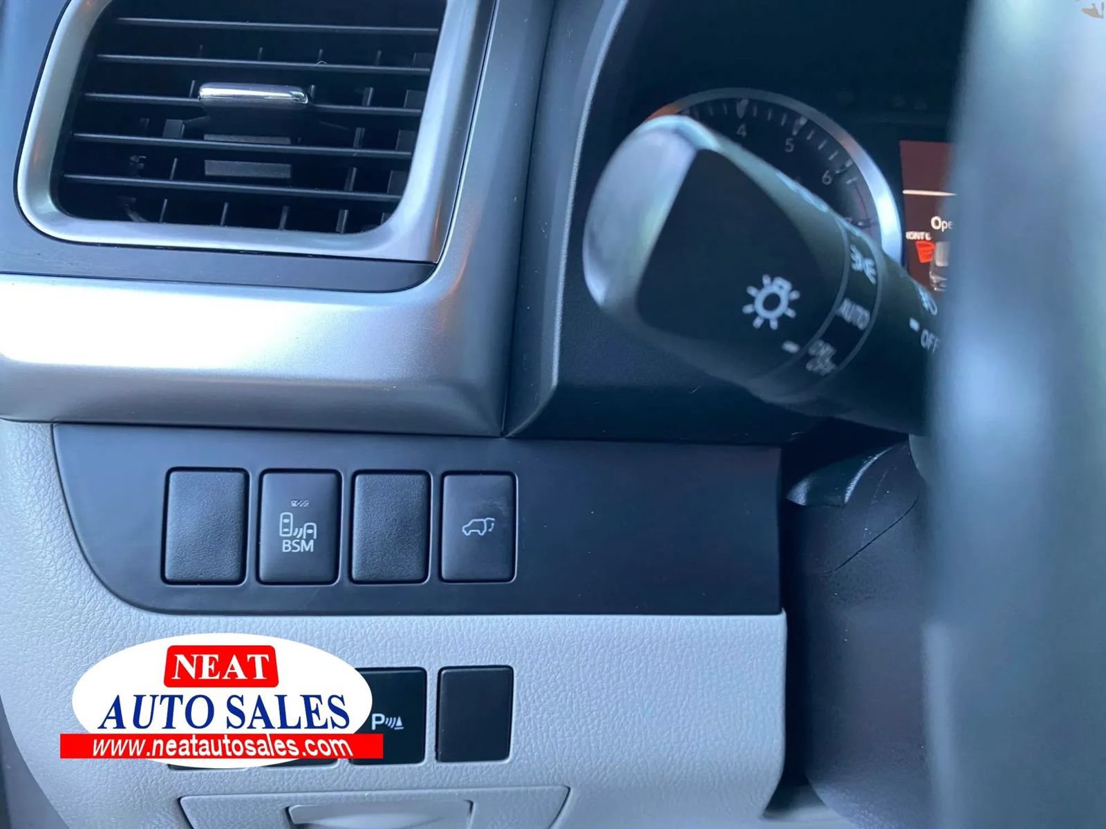 Used 2015 Toyota Highlander Limited AWD/4WD image 14