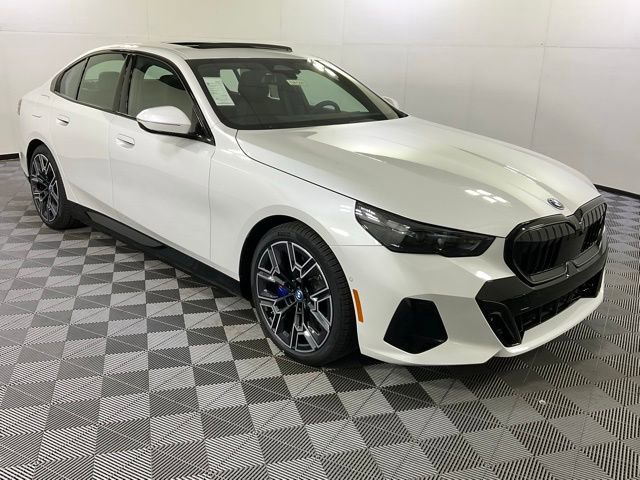 Used 2024 BMW i5 eDrive40i w/ M Sport Package RWD image 4