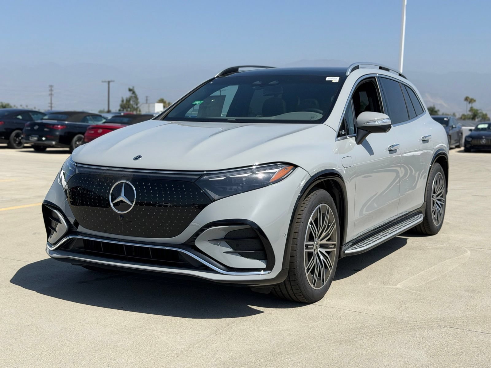 New 2026 Mercedes-Benz EQS 550 4MATIC SUV image 6