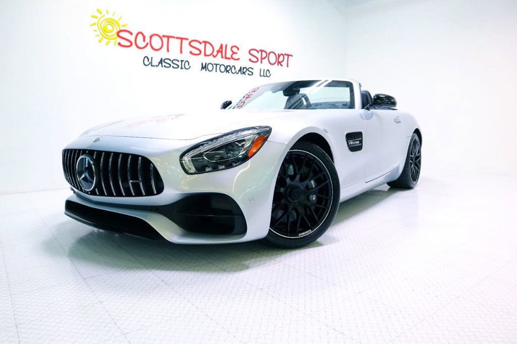 Used 2019 Mercedes-Benz AMG GT image 3