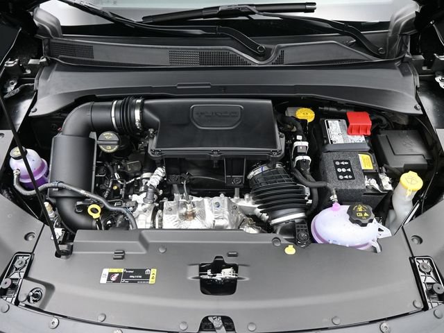 New 2025 Jeep Compass Latitude w/ Sun & Sound Group AWD/4WD image 22