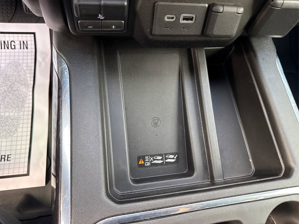 Used 2021 Chevrolet Silverado 2500 LTZ w/ LTZ Plus Package image 44