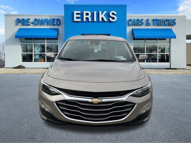 Used 2024 Chevrolet Malibu LT image 3