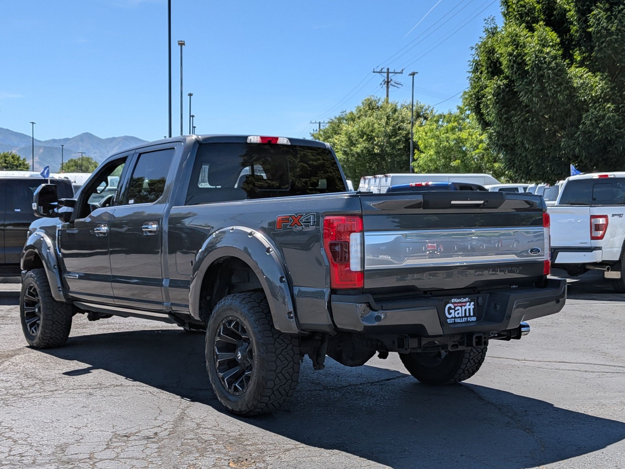 Used 2018 Ford F350 Platinum w/ Platinum Ultimate Package AWD/4WD image 8