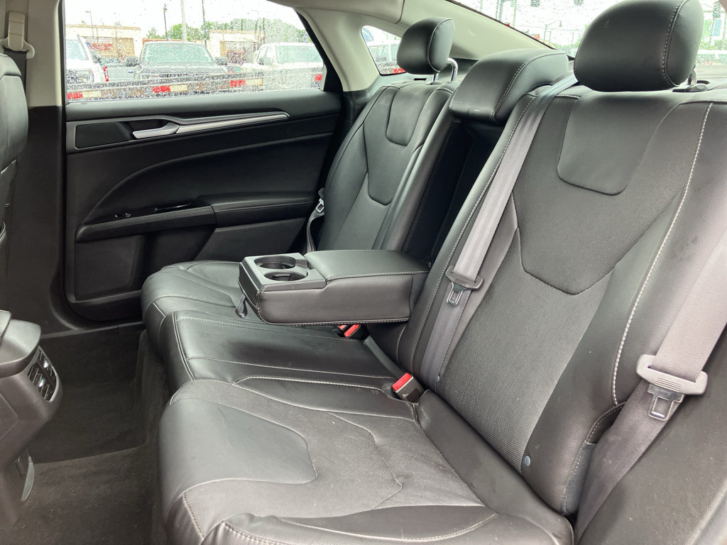 Used 2014 Ford Fusion Titanium FWD image 29