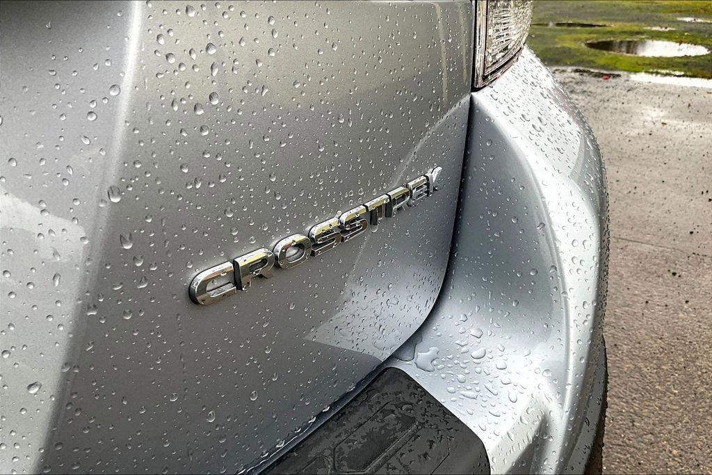 Used 2023 Subaru Crosstrek 2.0i Premium w/ Popular Package #3 image 11