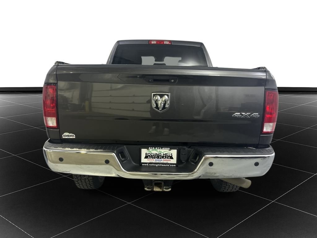 Used 2018 RAM 2500 Tradesman w/ Chrome Appearance Group image 4
