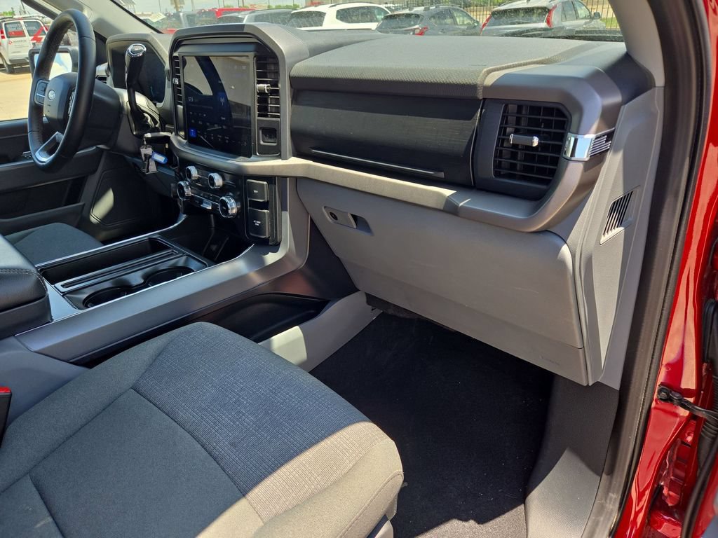 Used 2025 Ford F150 XLT w/ Equipment Group 301A Standard AWD/4WD image 31