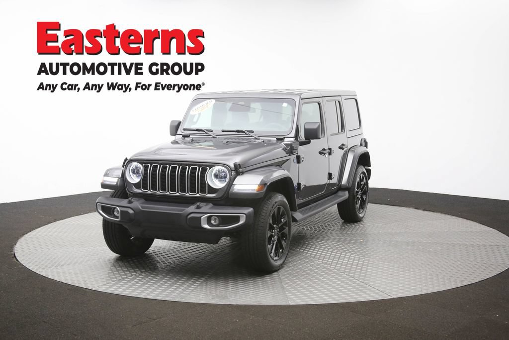 Used 2025 Jeep Wrangler Unlimited Sahara AWD/4WD image 50