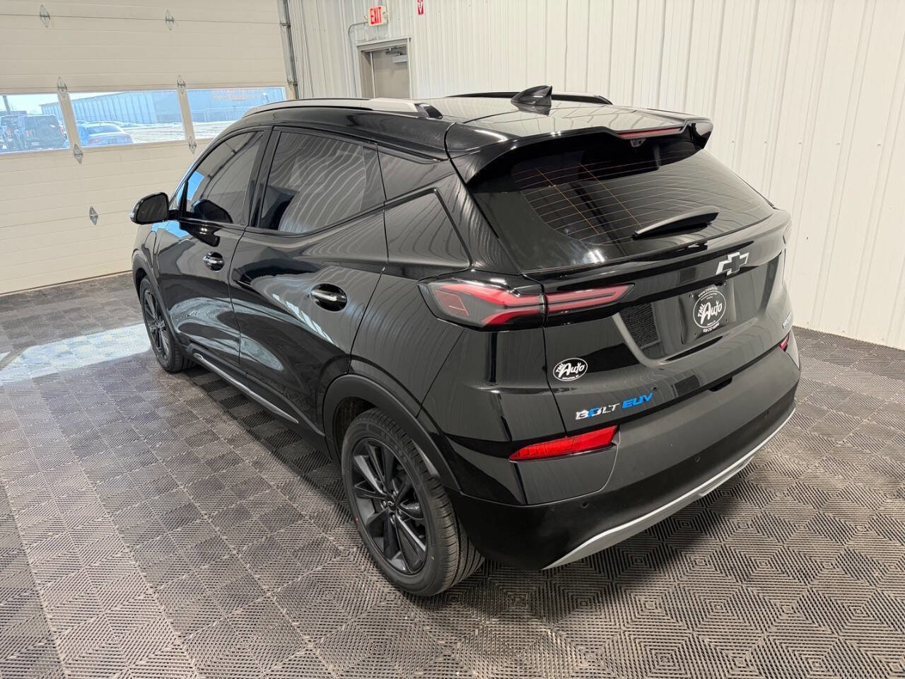 Used 2022 Chevrolet Bolt EUV Premier w/ Launch Edition image 5