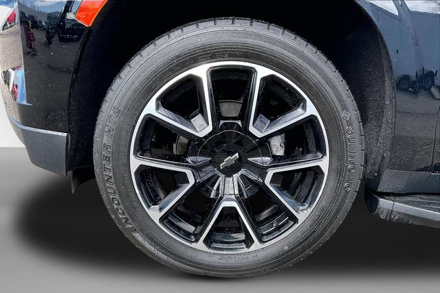 Certified 2024 Chevrolet Suburban RST AWD/4WD image 9