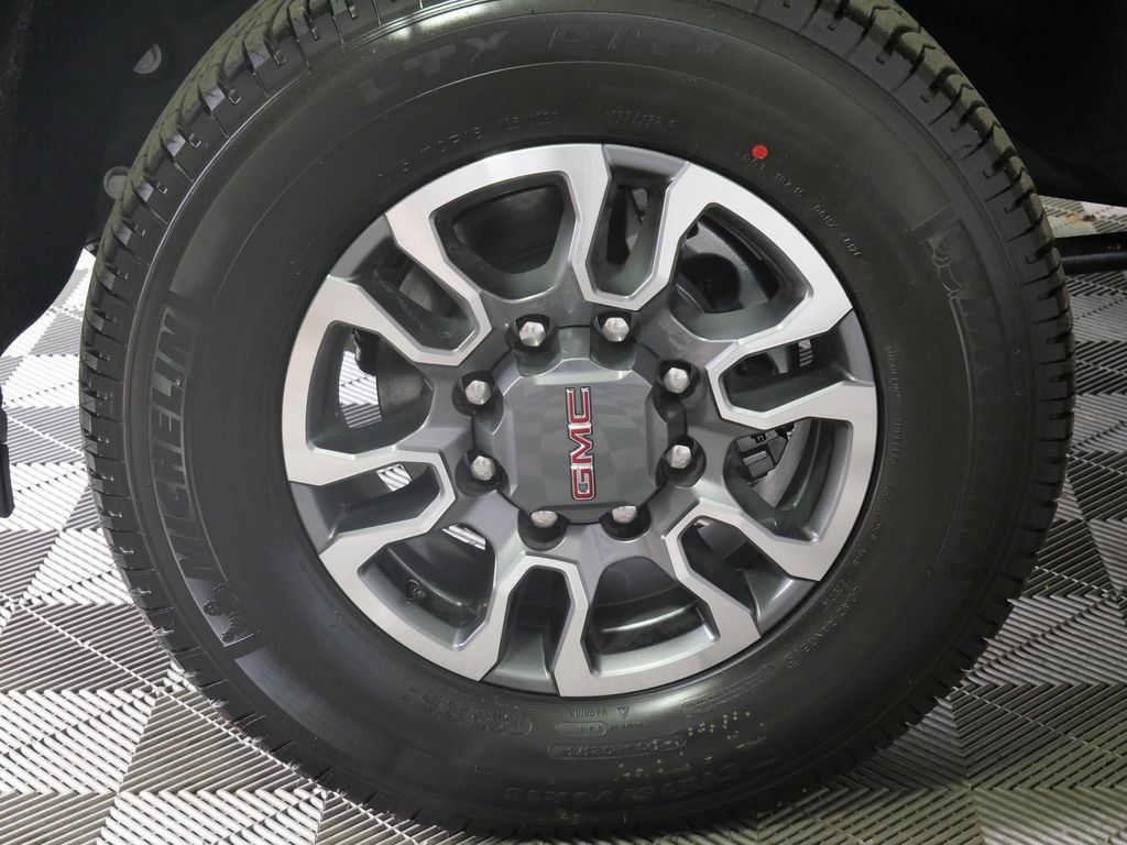 New 2026 GMC Sierra 3500 SLT w/ SLT Premium Package AWD/4WD image 9