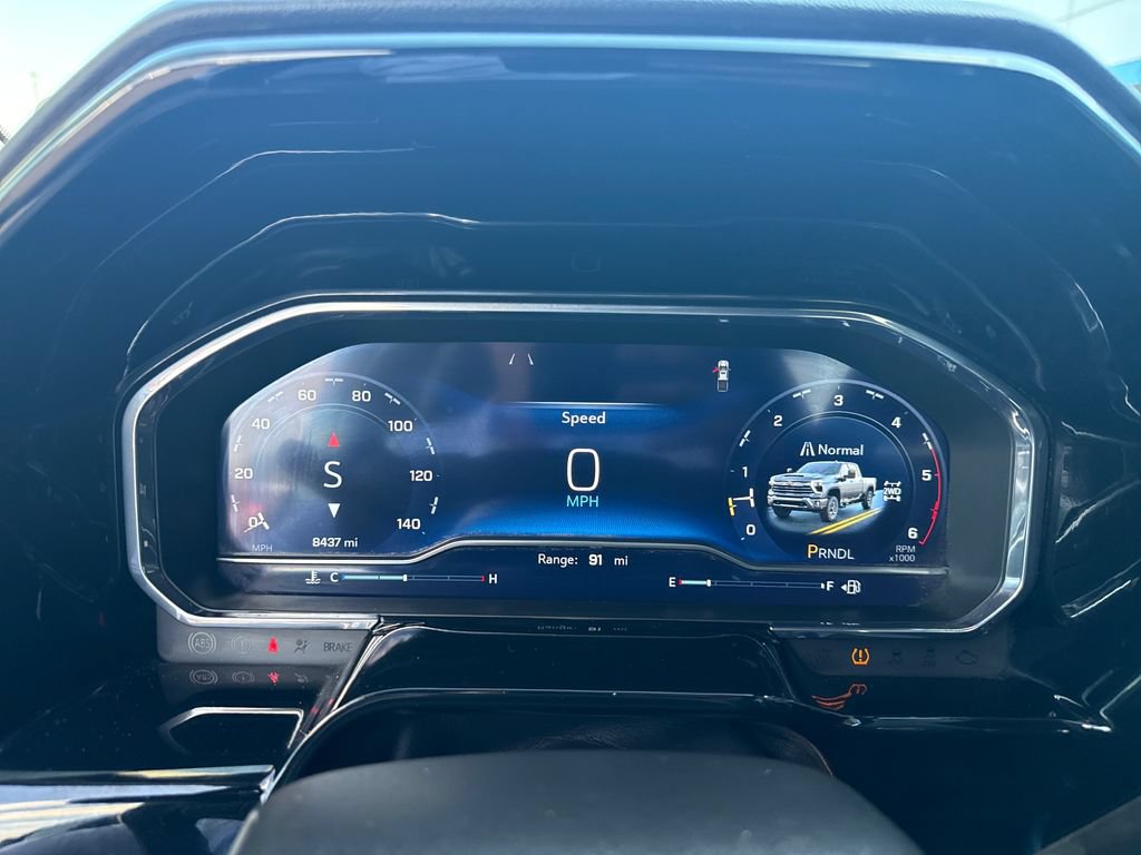 Used 2024 Chevrolet Silverado 2500 LT AWD/4WD image 19