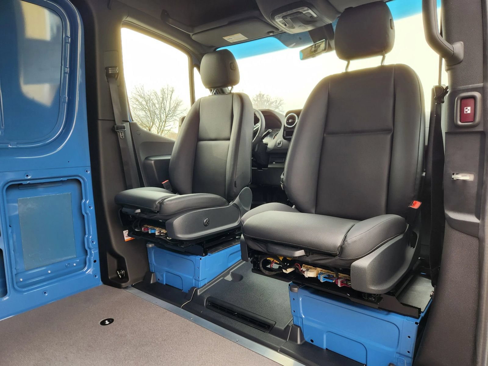 Used 2025 Mercedes-Benz Sprinter 2500 image 20
