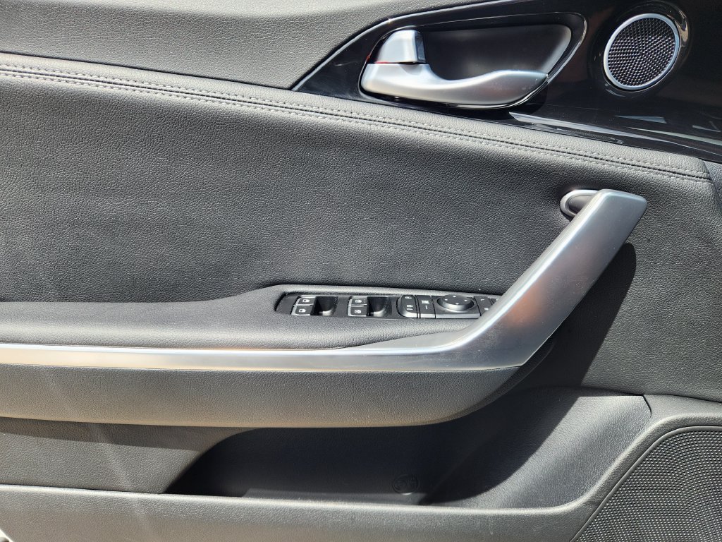Used 2022 Kia Stinger GT-Line RWD image 16