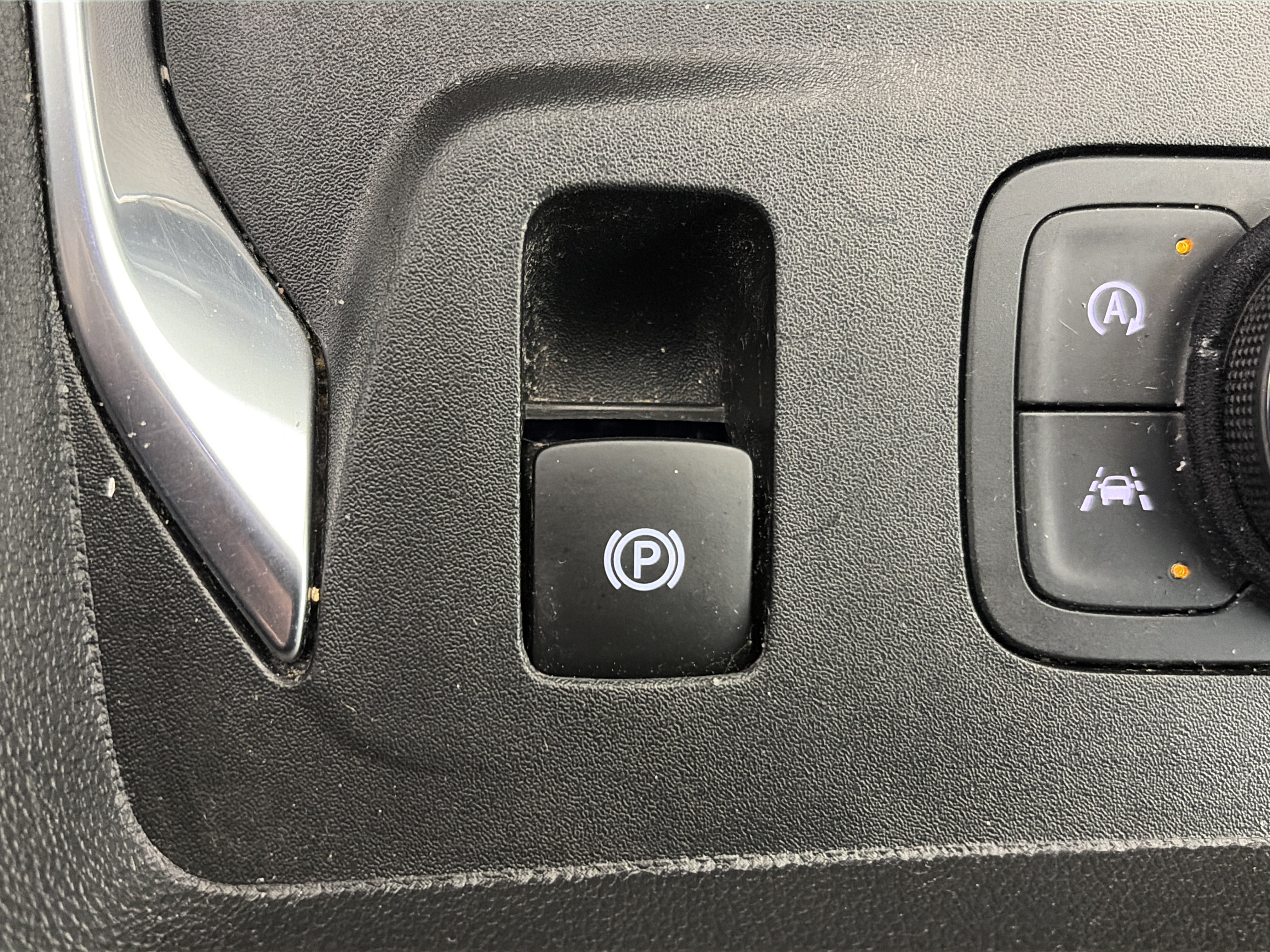 Certified 2023 Chevrolet Traverse LT AWD/4WD image 34