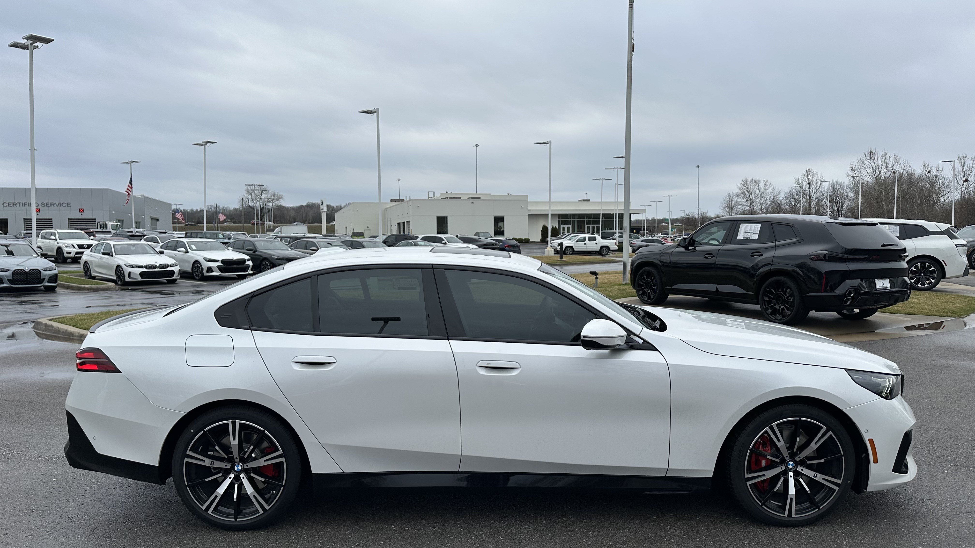 New 2026 BMW 540i xDrive w/ M Sport Package AWD/4WD image 11