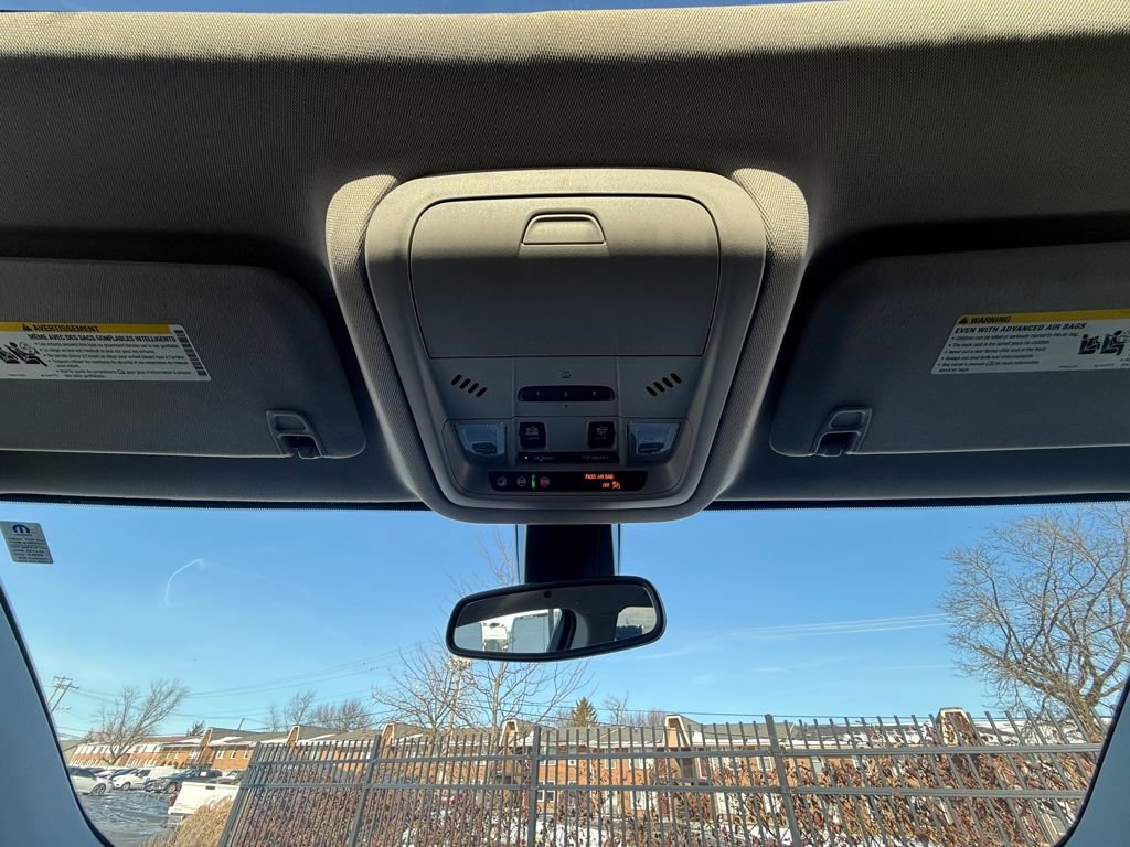 Used 2022 GMC Acadia SLT image 28