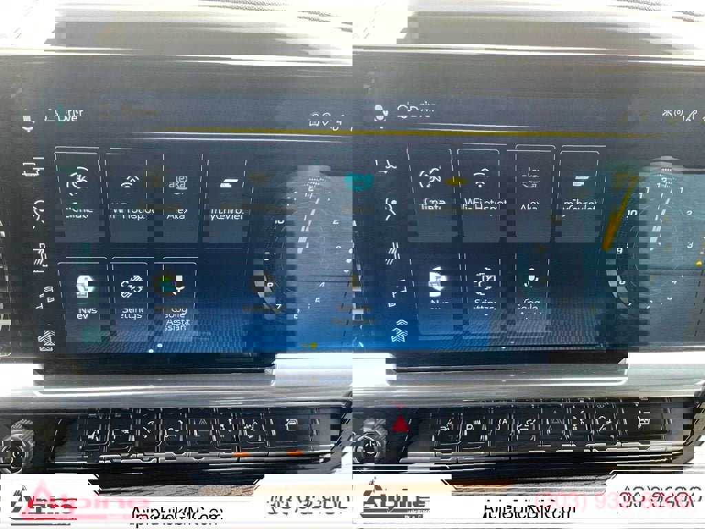 Used 2024 Chevrolet Silverado 1500 LT w/ Z71 Off-Road Package image 17