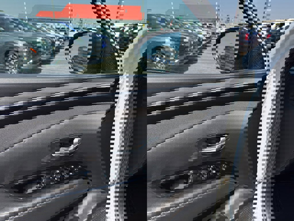 Used 2022 Hyundai Santa Cruz Limited w/ Cargo Package image 14