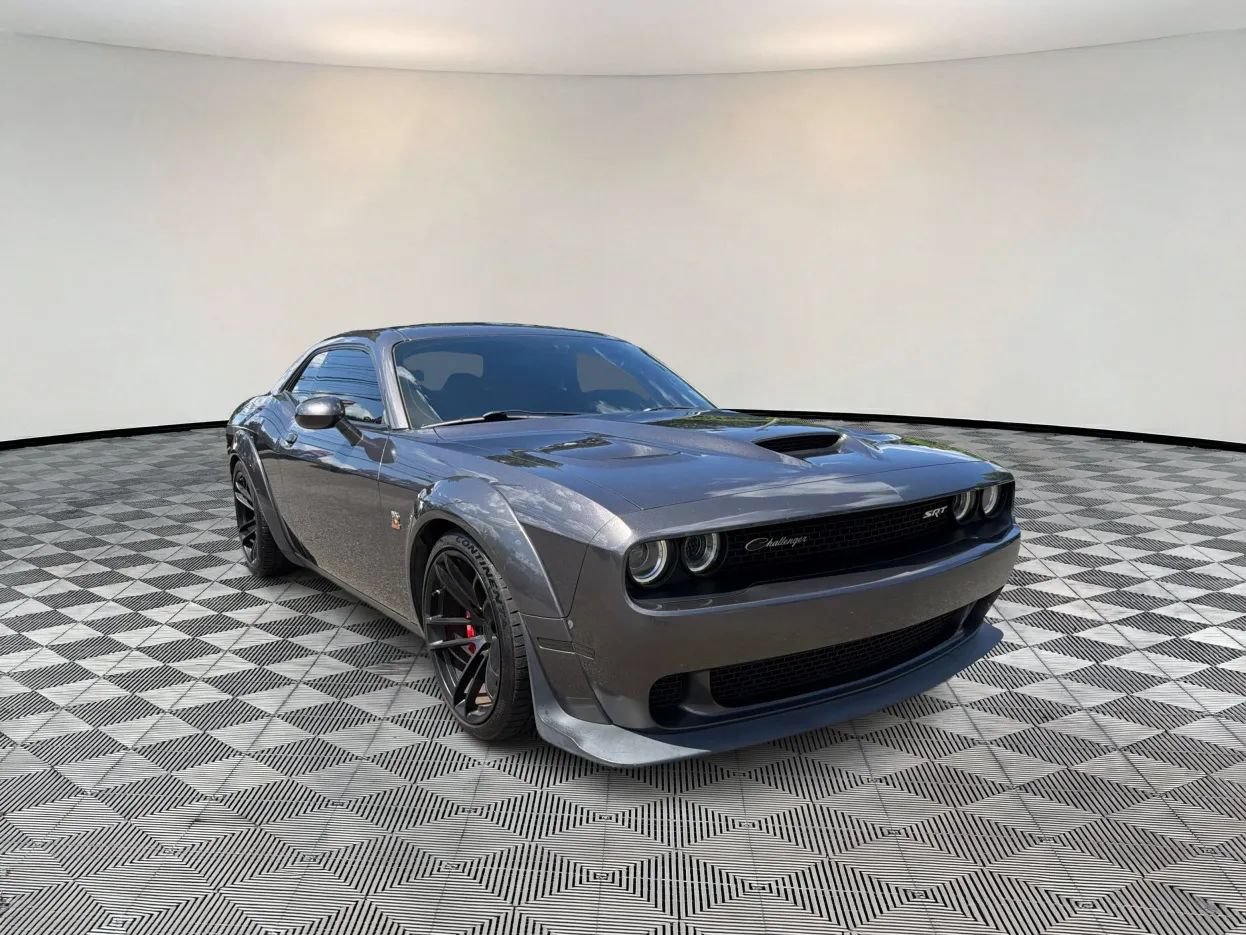Used 2020 Dodge Challenger R/T Scat Pack RWD image 1