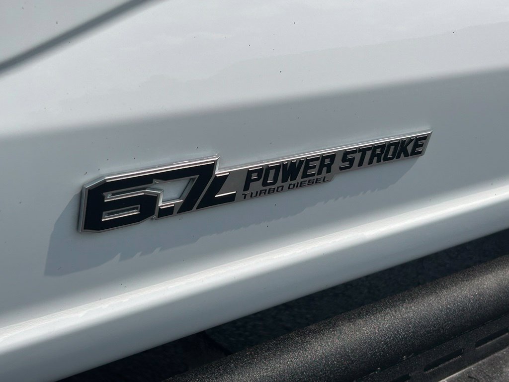 Used 2024 Ford F550 4x4 Regular Cab Super Duty image 42