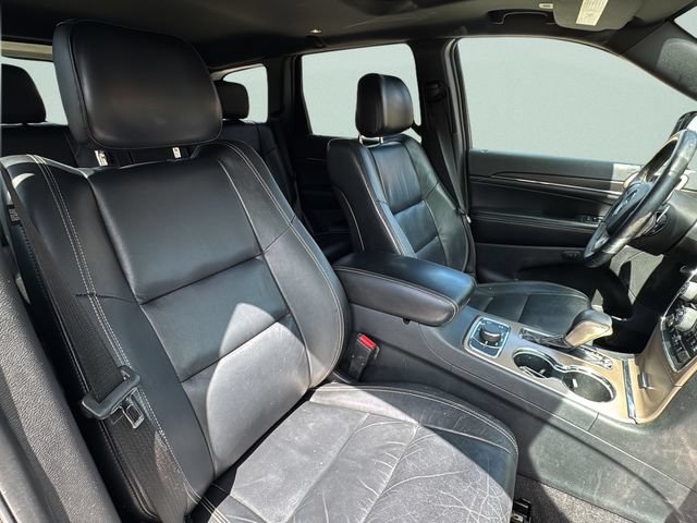Used 2017 Jeep Grand Cherokee Limited AWD/4WD image 18