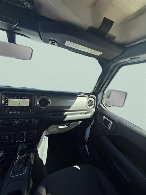 Used 2023 Jeep Wrangler Sahara image 18