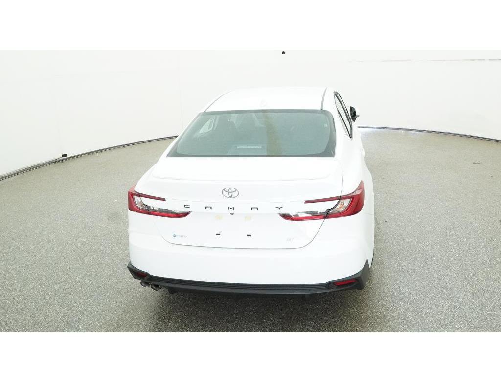 Used 2025 Toyota Camry SE FWD image 8