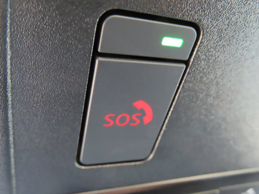 Used 2025 Nissan Altima 2.5 SV FWD image 10