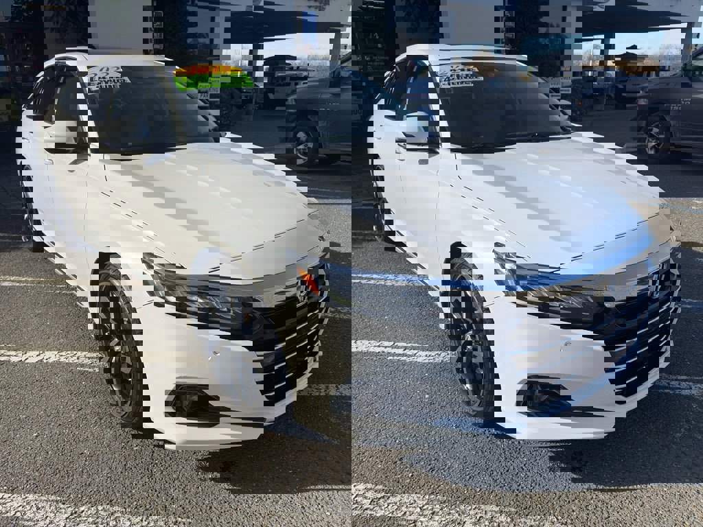 Used 2022 Honda Accord Touring image 28