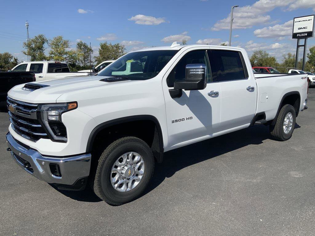 New 2026 Chevrolet Silverado 3500 LTZ w/ LTZ Premium Package image 10
