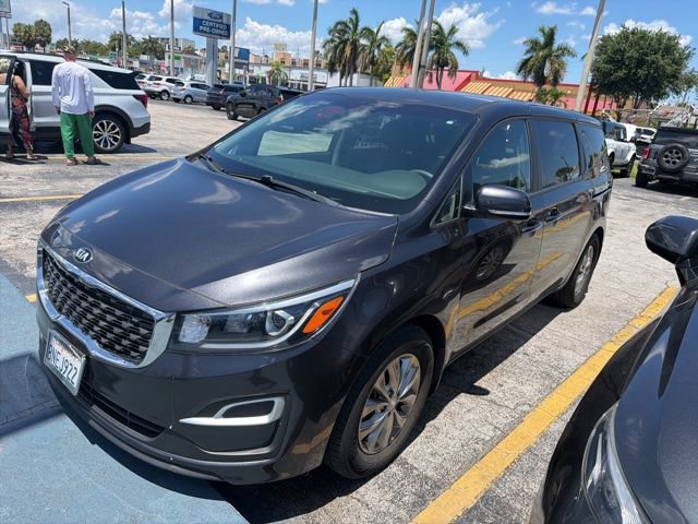 Used 2020 Kia Sedona LX FWD image 1