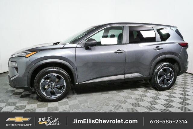 Used 2025 Nissan Rogue SV AWD/4WD image 28