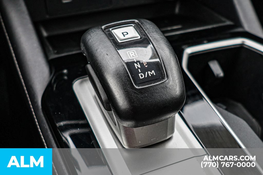 Used 2025 Mitsubishi Outlander SE FWD image 46