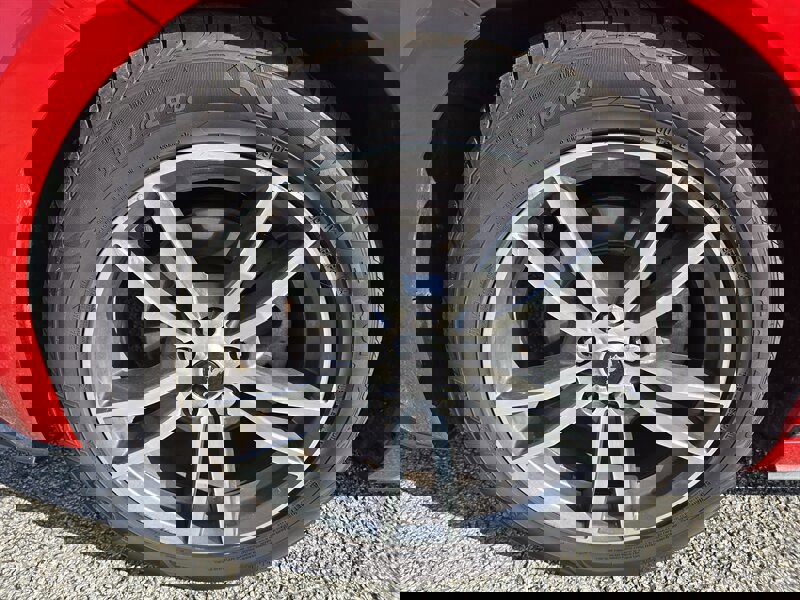 Used 2016 Ford Mustang Premium image 9