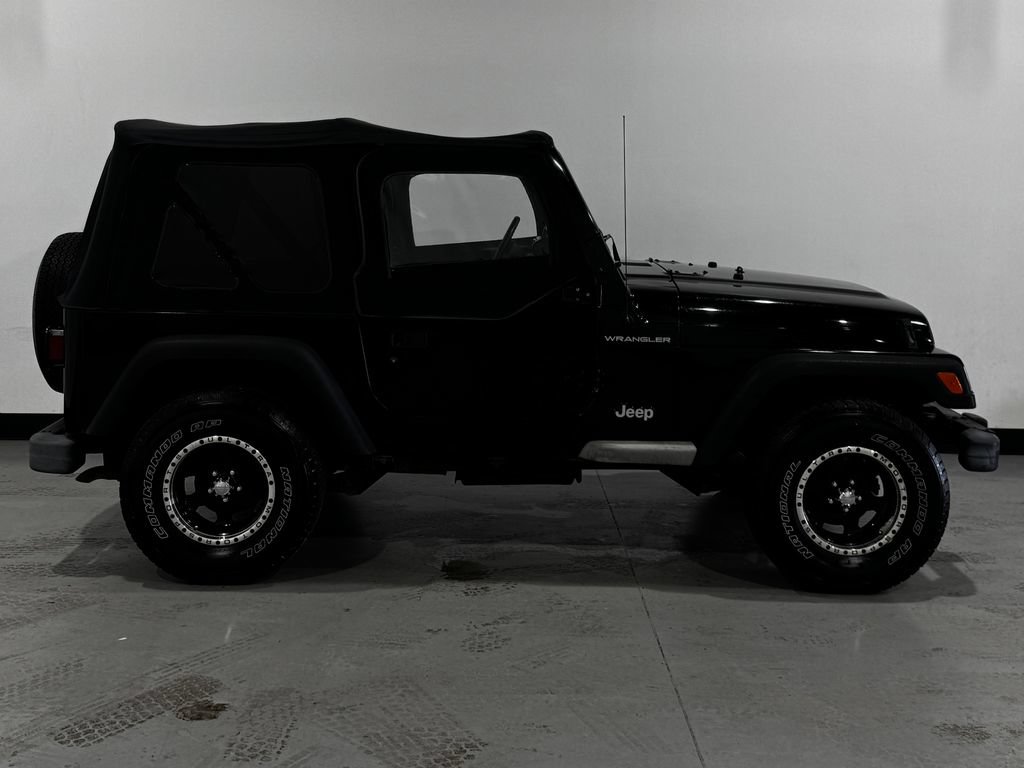 Used 1998 Jeep Wrangler SE AWD/4WD image 12