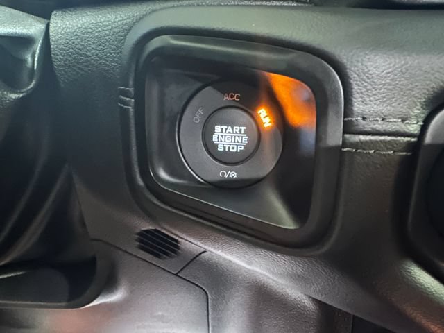 Used 2024 Jeep Wrangler Unlimited Rubicon AWD/4WD image 15